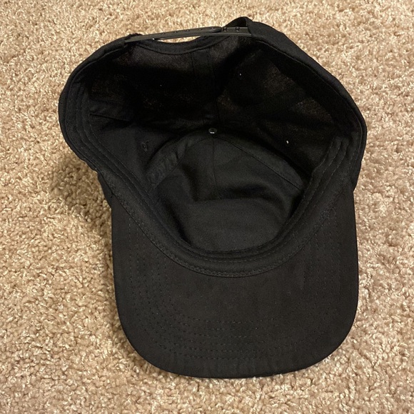 Hat (barely worn) Privada Cigar Club - Picture 4 of 4